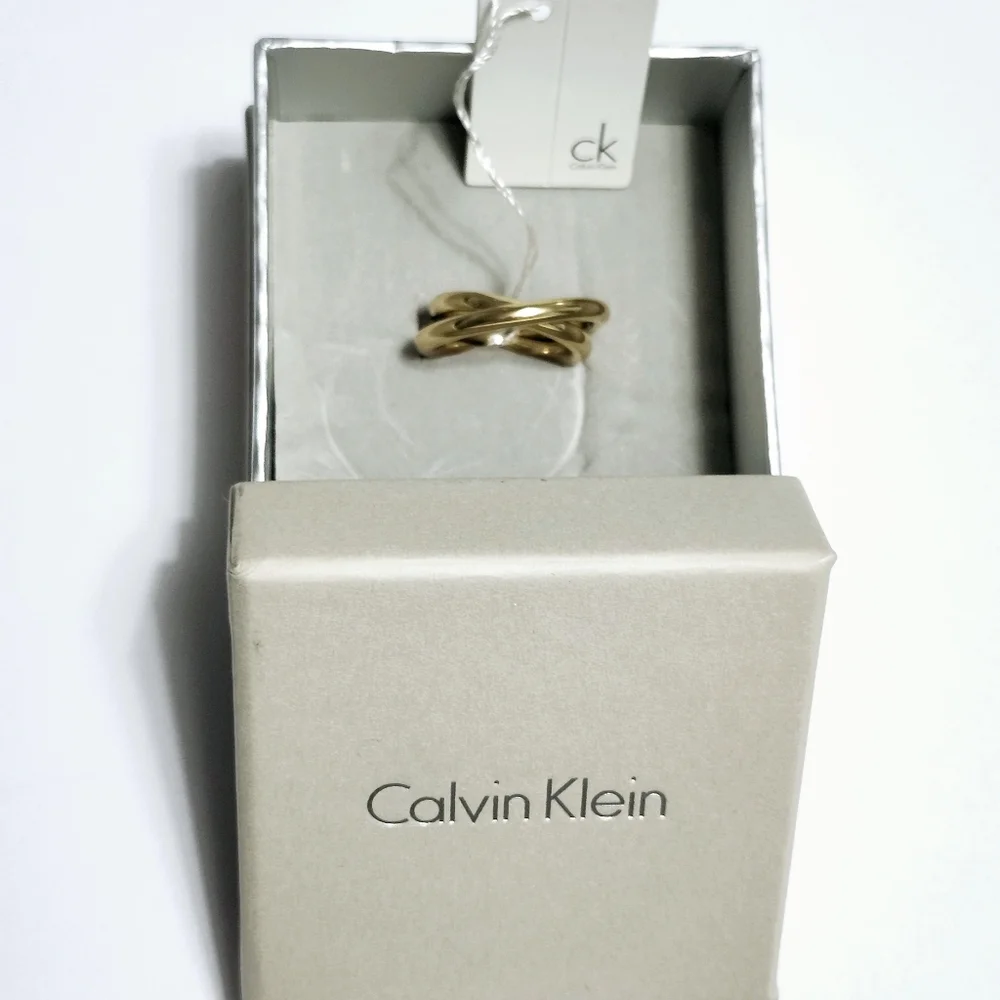 Calvin Klein Orbit Ring - Picture 4 of 10